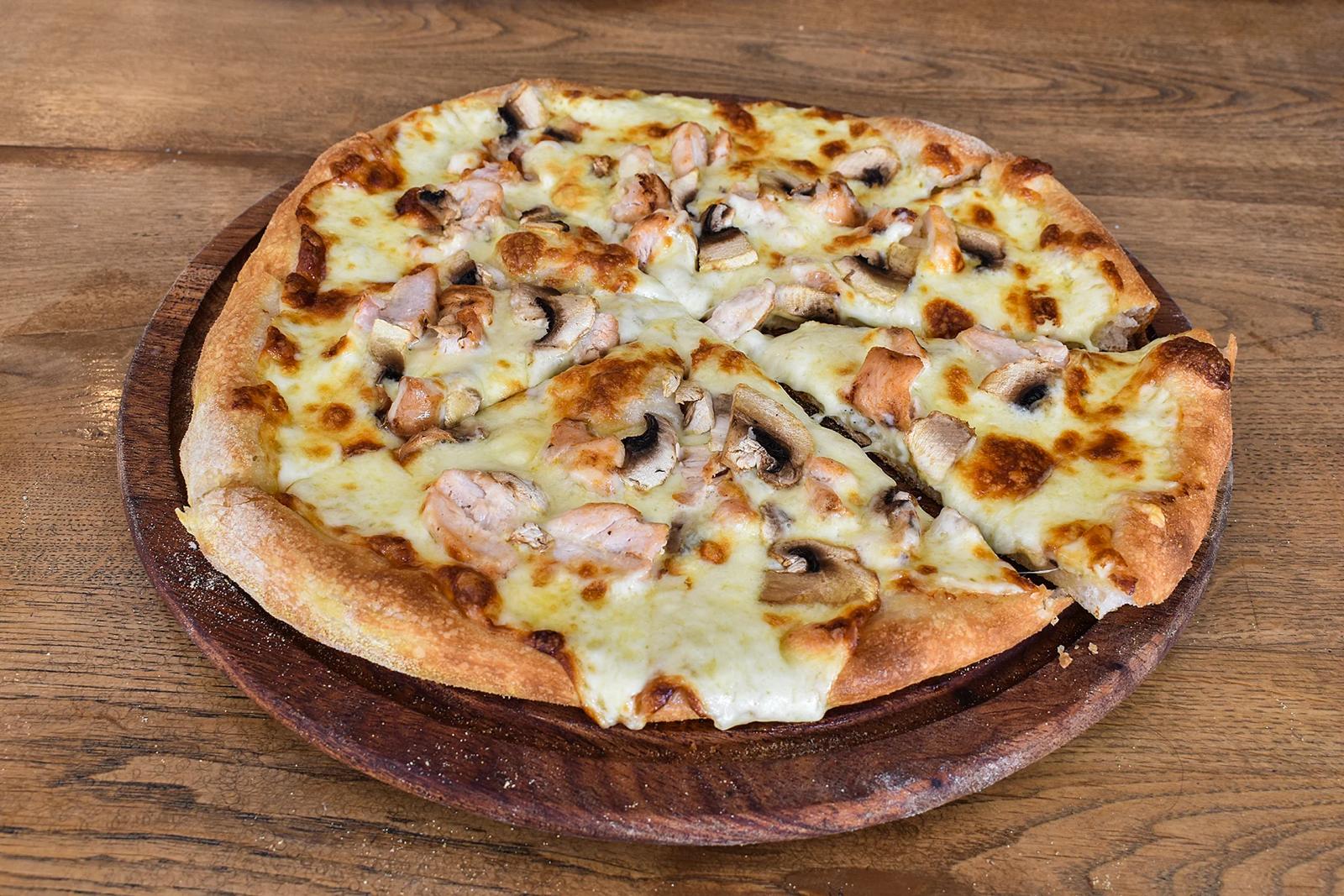 Pizza bianco pollo
